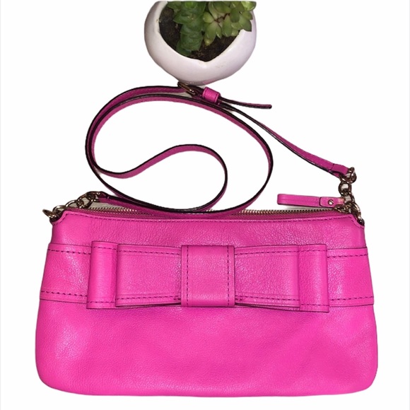 kate spade Handbags - 🔥Kate Spade 🔥 hot pink bow crossbody 11x6